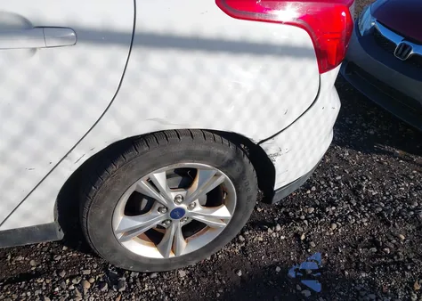 2014 Ford Focus Se from USA, damaged, VIN 1FADP3K29EL232296